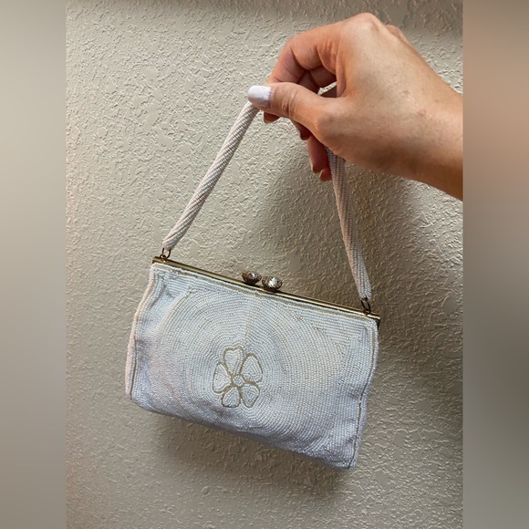 50’s Vintage Jorelli Bridal White Floral Pattern Beaded Purse Made in Belgium - Picture 3 of 14